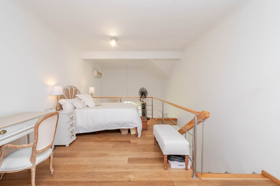 1 Bedroom Property for Sale in Gardens Western Cape